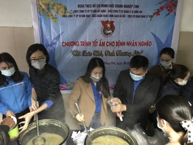 Ấm Lòng Người Bệnh Nghèo Trong Dịp Tết Nguyên Đán 2021