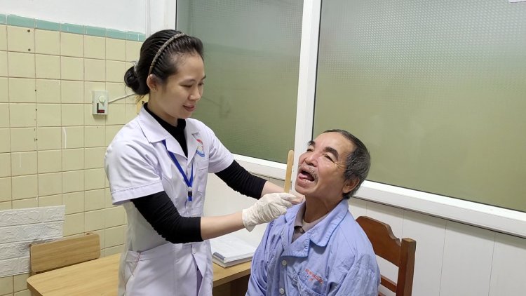 Điều Trị Thành Công Chứng Rối Loạn Nuốt Mức Độ Nặng Cho Nam Bệnh Nhân Sau Đột Quỵ Não