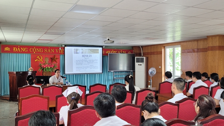 Bình hồ sơ bệnh án toàn viện tháng 5/2025