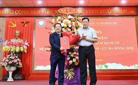 Lễ công bố quyết định bổ nhiệm Phó Giám đốc phụ trách kinh tế Bệnh viện Hữu nghị Việt Nam - Cu Ba Đồng Hới