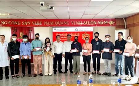 [Vận động nguồn lực hỗ trợ người bệnh] Trao gửi yêu thương tới người bệnh có hoàn cảnh khó khăn